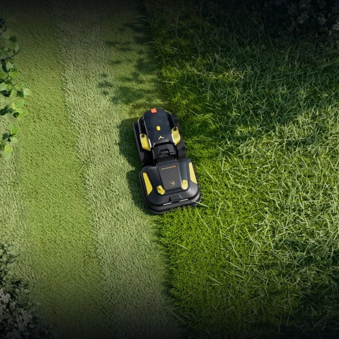 Yarbo Kosilnica C1 + M1 Pro - Robotum